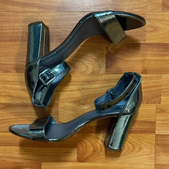 Madden Girl Metallic Blue Block Heel Sandals 9 - Picture 1 of 9